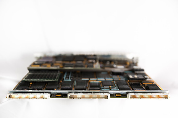 Sun Sparcstation 330 motherboard (1989) rear plugs view